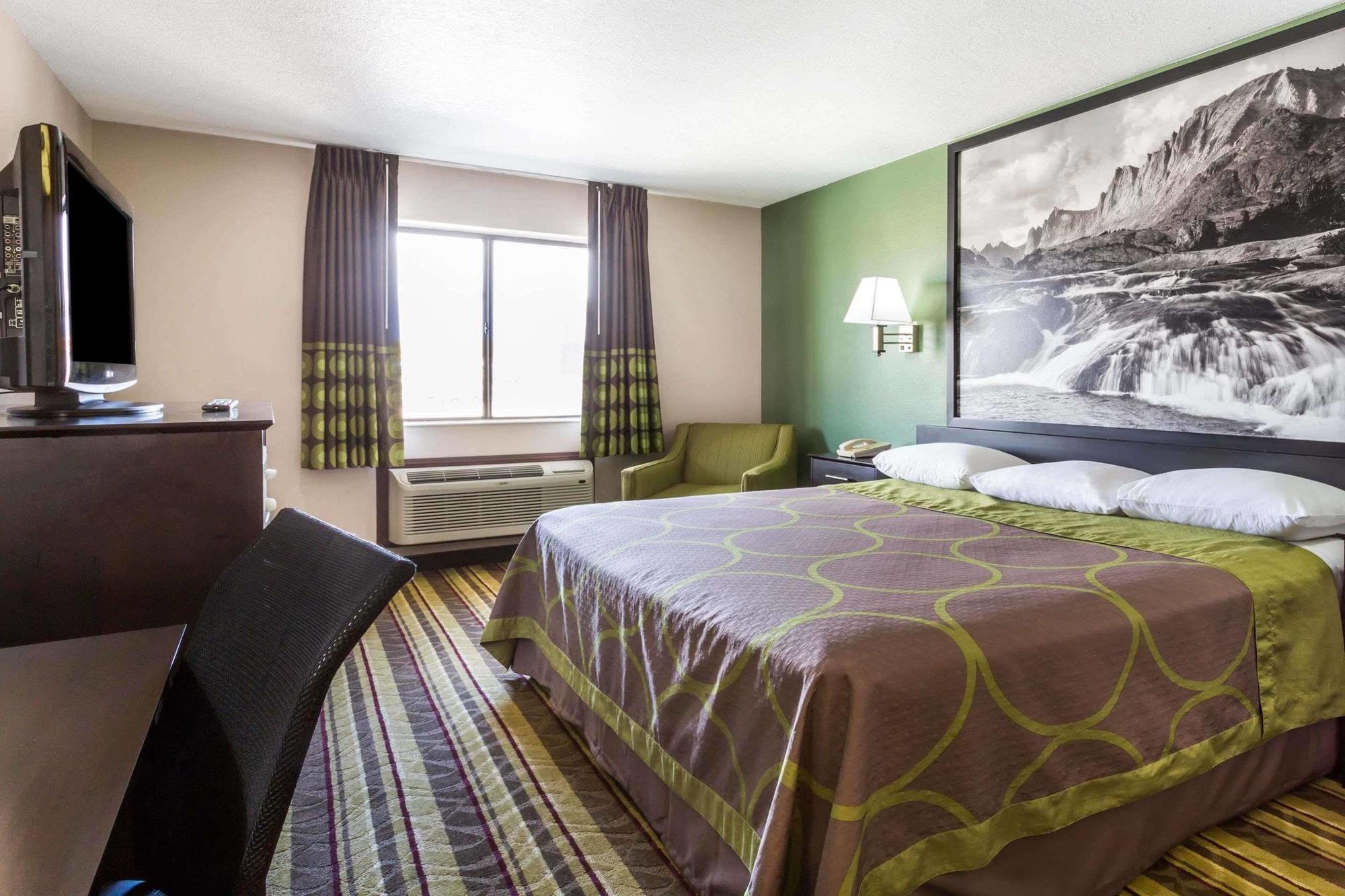 Super 8 By Wyndham Rock Springs Otel Dış mekan fotoğraf